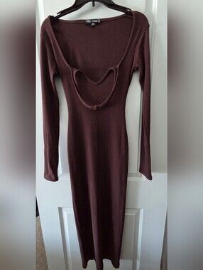Carli Bybel X Missguided | L/S Halter Rib Cut Out Shoulder Dress | Brown